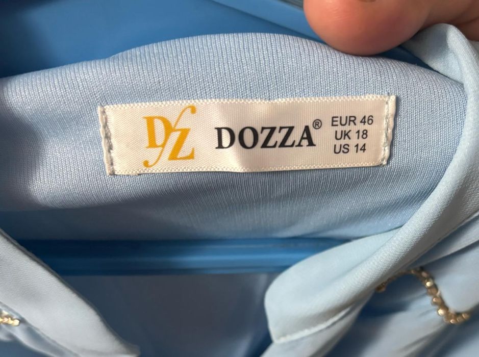 Продам платье женское