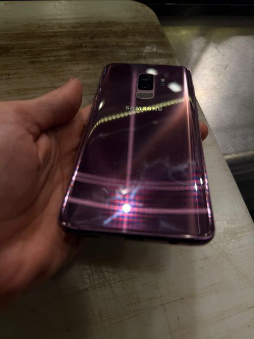 Продам Samsung s9 plus