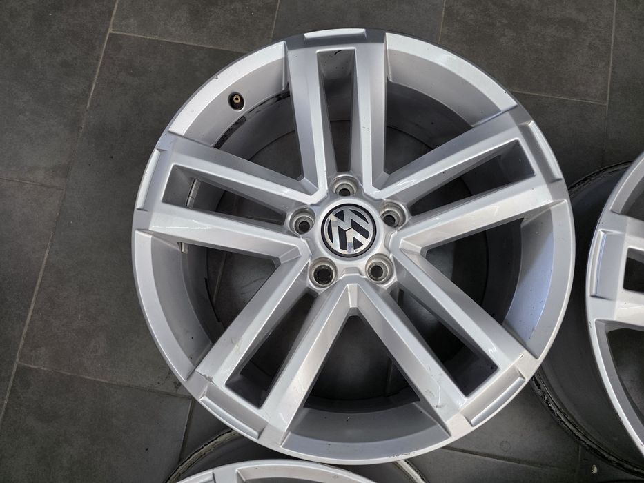 Джанти 19 - Volkswagen Amarok
