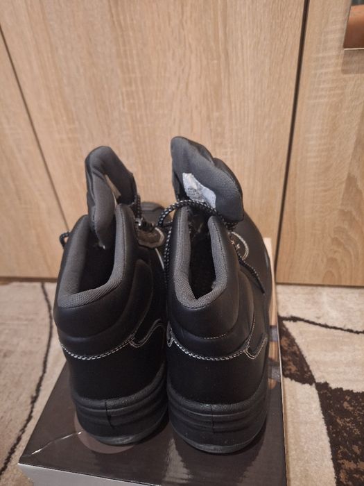 Bocanci de protecție