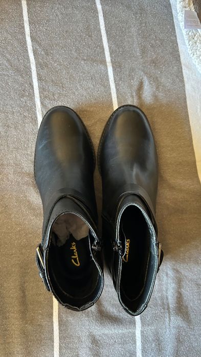 Кожени боти Clarks 35