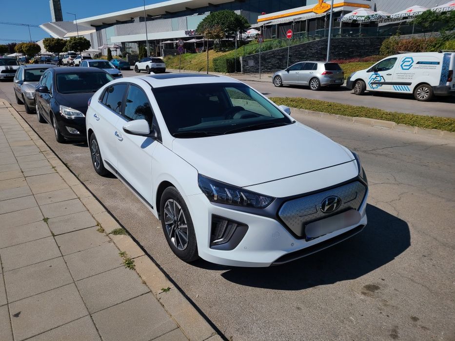 Hyundai Ioniq Facelift 38 kWh / В ГАРАНЦИЯ / ПРОМОЦИЯ ДО КРАЯ на 2025