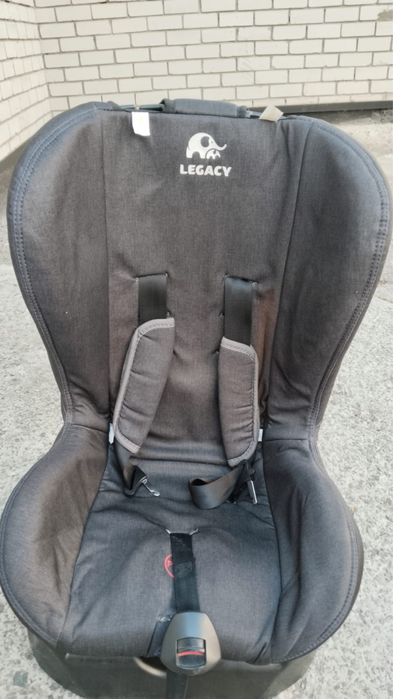 Продам автовресло с рождения