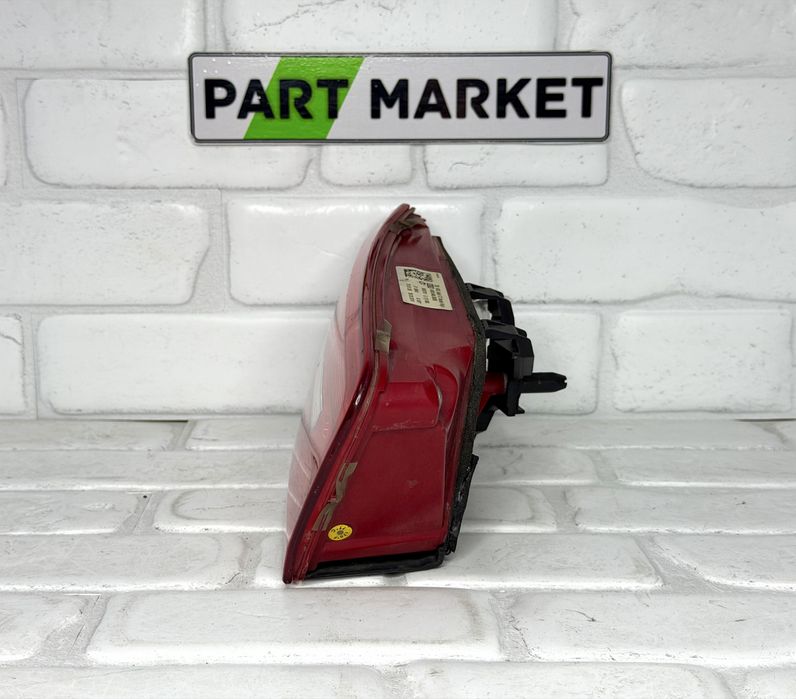 Ляв вътрешен стоп AUDI A6 4G 4G9945093B