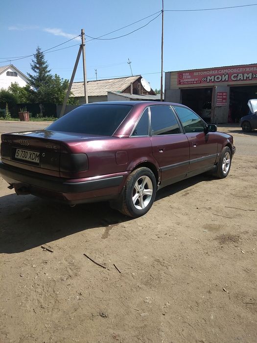 Продам Ауди 100 с4