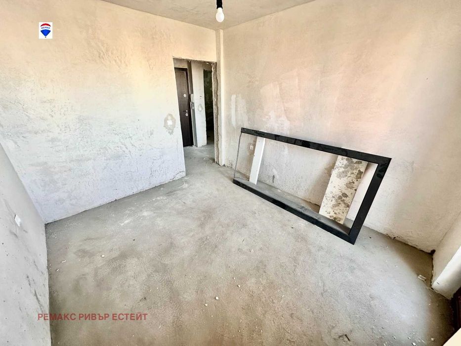 Двустаен апартамент за продажба ново строителство кв. Дружба 3