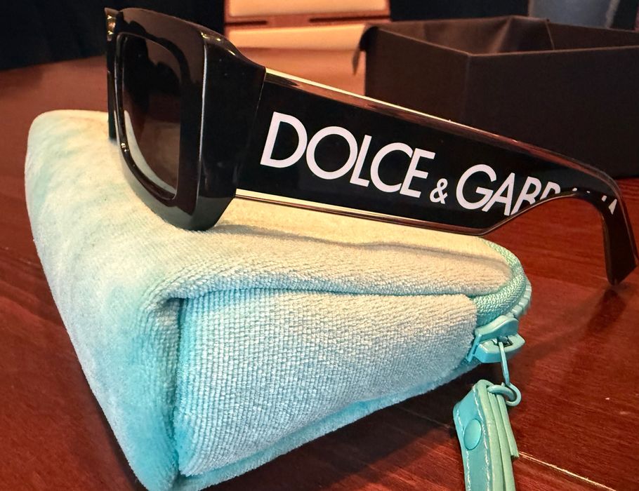 Оригинални слънчеви очила Dolce&Gabbana.