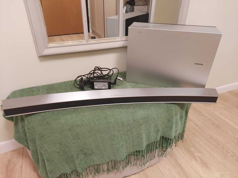 Soundbar curbat HW-J6001, 300W, Curbat