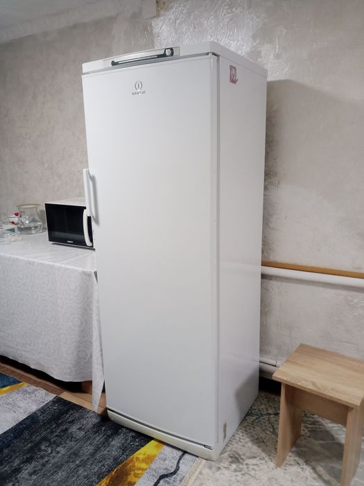 Продается морозильная камера