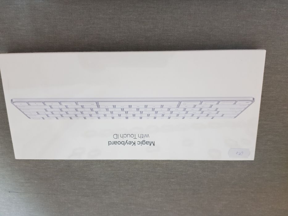 Tastatura MacBook Magic Keyboard with TouchID