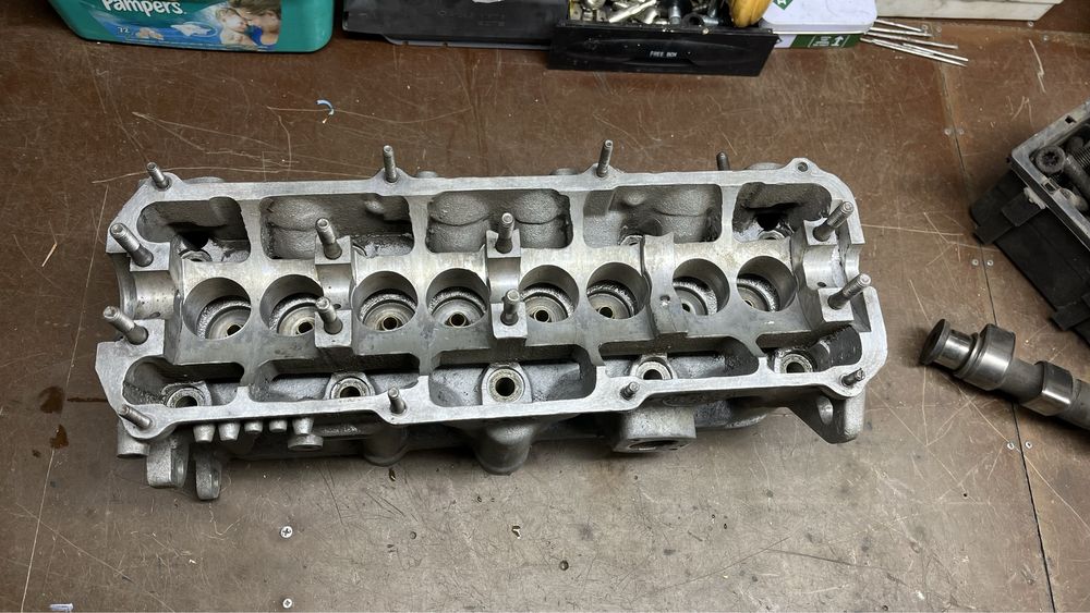 Продам ГБЦ фольксваген, ауди 1.8