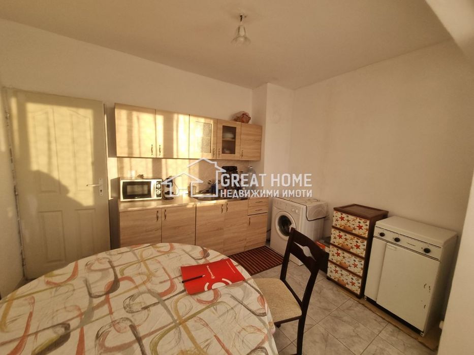 Продава се Четиристаен апартамент в Търговище, Запад 3 - 76 кв.м за 1141 €/кв.м - Снимка #4