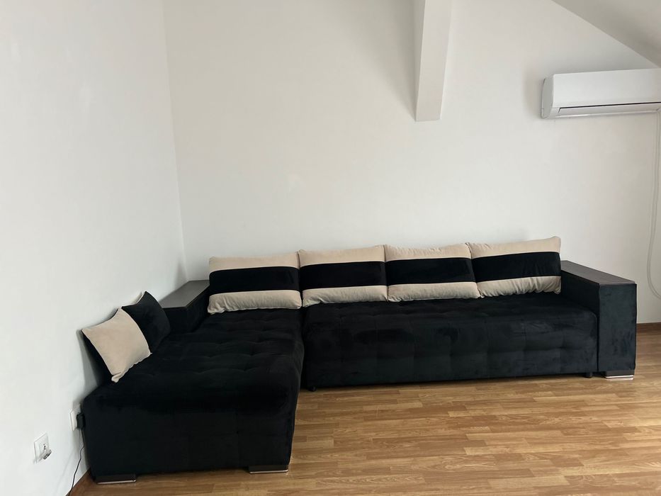 Vând canapea/colțar