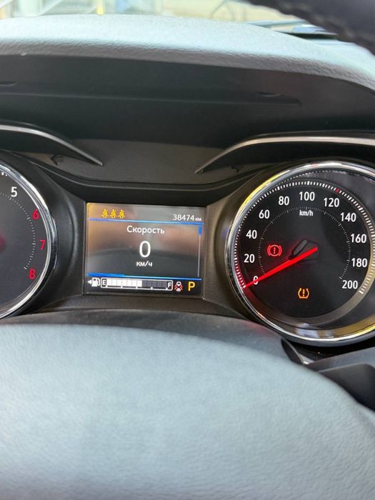 Chevrolet Tracker Premier Turbo, 2023 йил