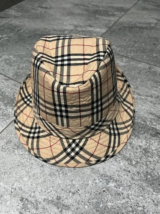 Продам детские шапки и шляпы