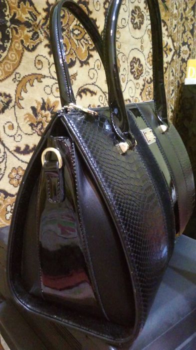 Женская сумка  (новая)