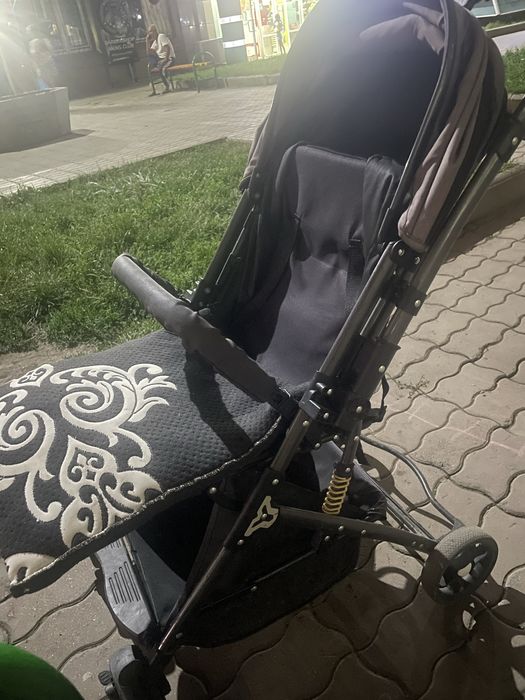 Срочно продам летн коляску
