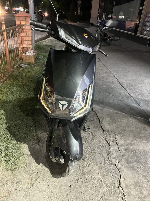 Yadea T5 skuter