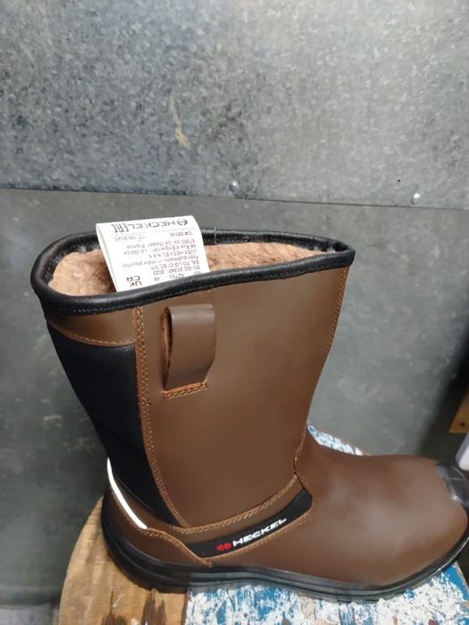 Сапоги зимние новые