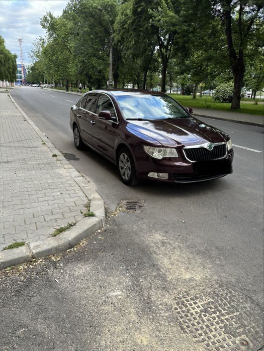 Škoda Superb 2010 diesel, 5.930 € — imagine 2
