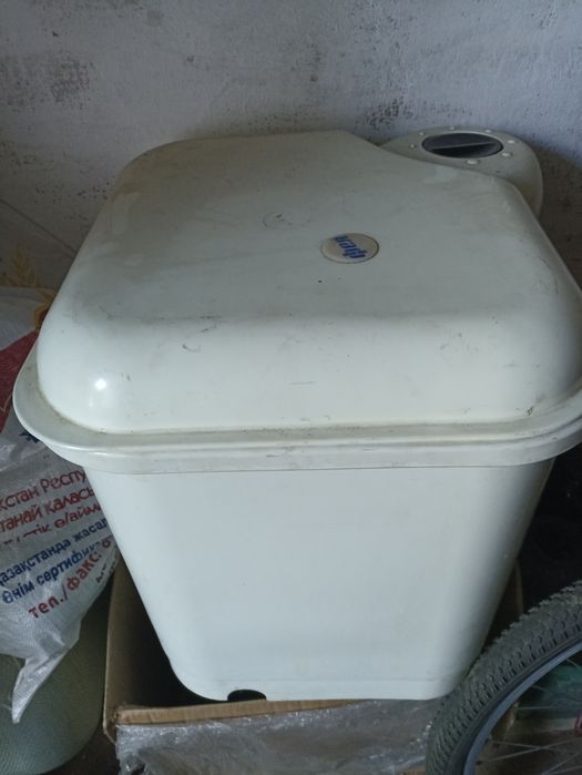 Продам стиральную машину
