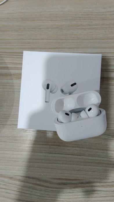 AirPods Pro наушники