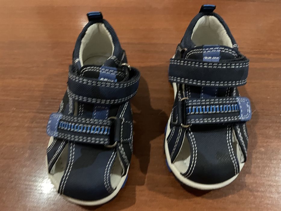 Детская обувь