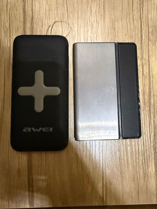 Зарядки для айфона и аксессуары