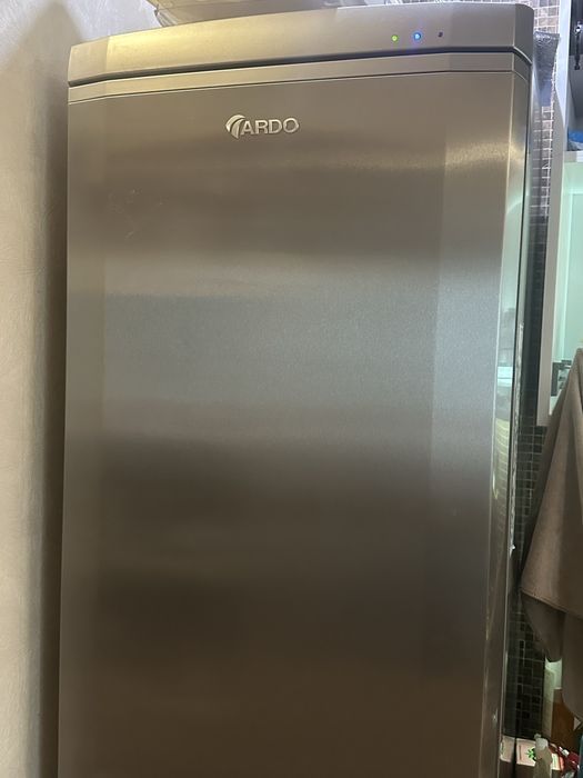 Продаю холодильник АРДО