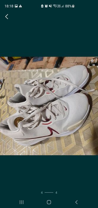 Привет продавам Нике