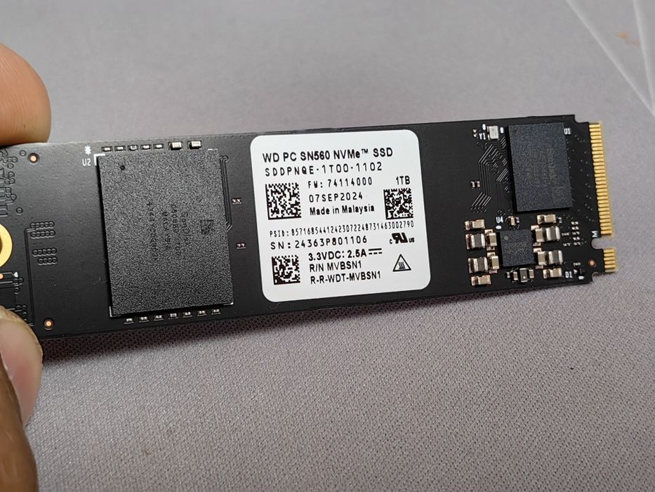 Продам 1TB(1024Gb) SSD M.2 Pci-e 4x4.0