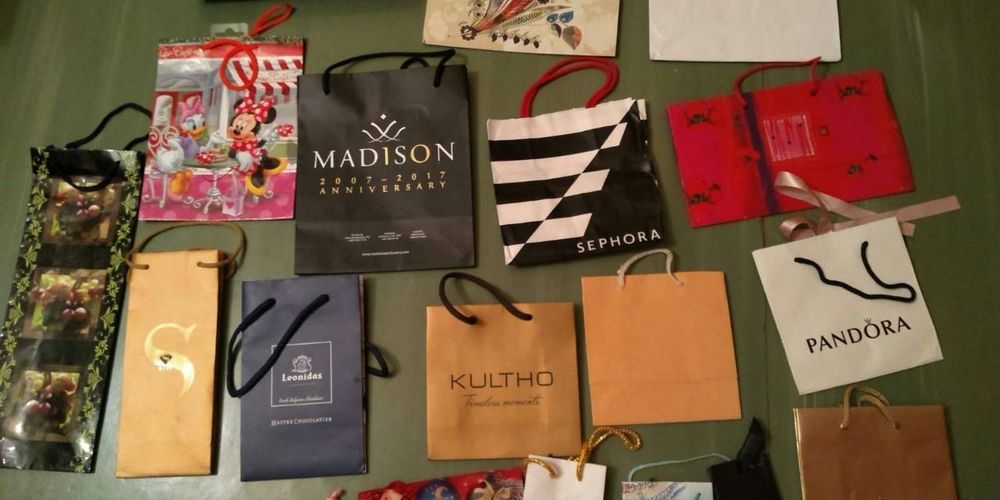 Pungi pt Cadou - Diverse marimi , Brand-uri & modele