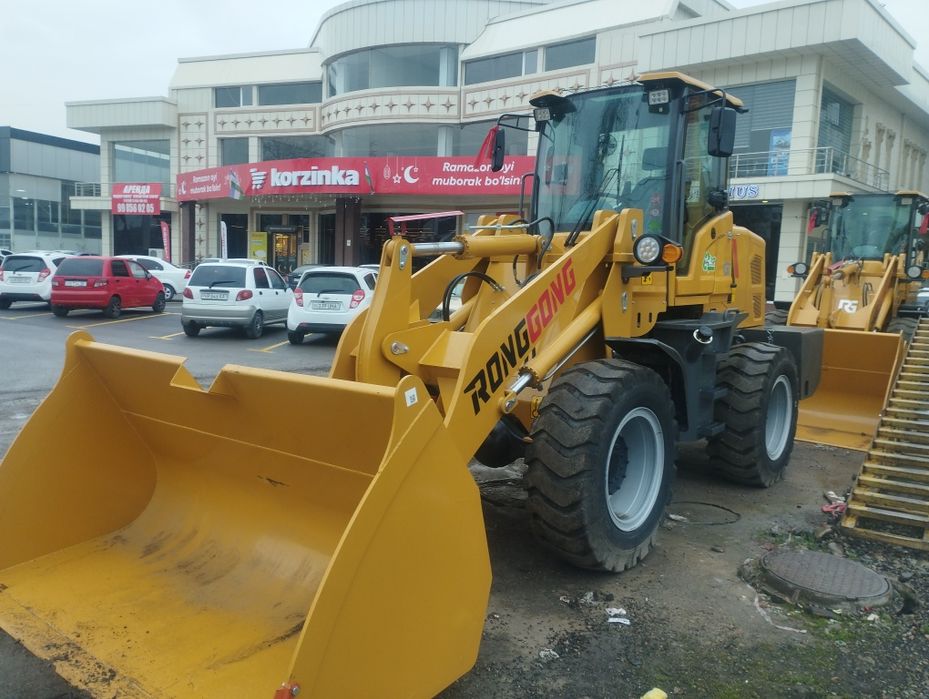 Фронтальный погрузчик 1.5+2.1 куб