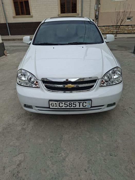 Srochin sotiladi !! Lasseti 1.6 2013 yil