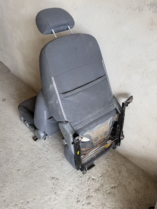 Продам Сиденья Мазда 626 На ниву можно поставить