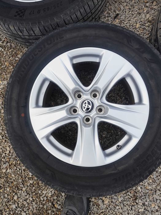 Джанти рав 4 2022г 17 цола