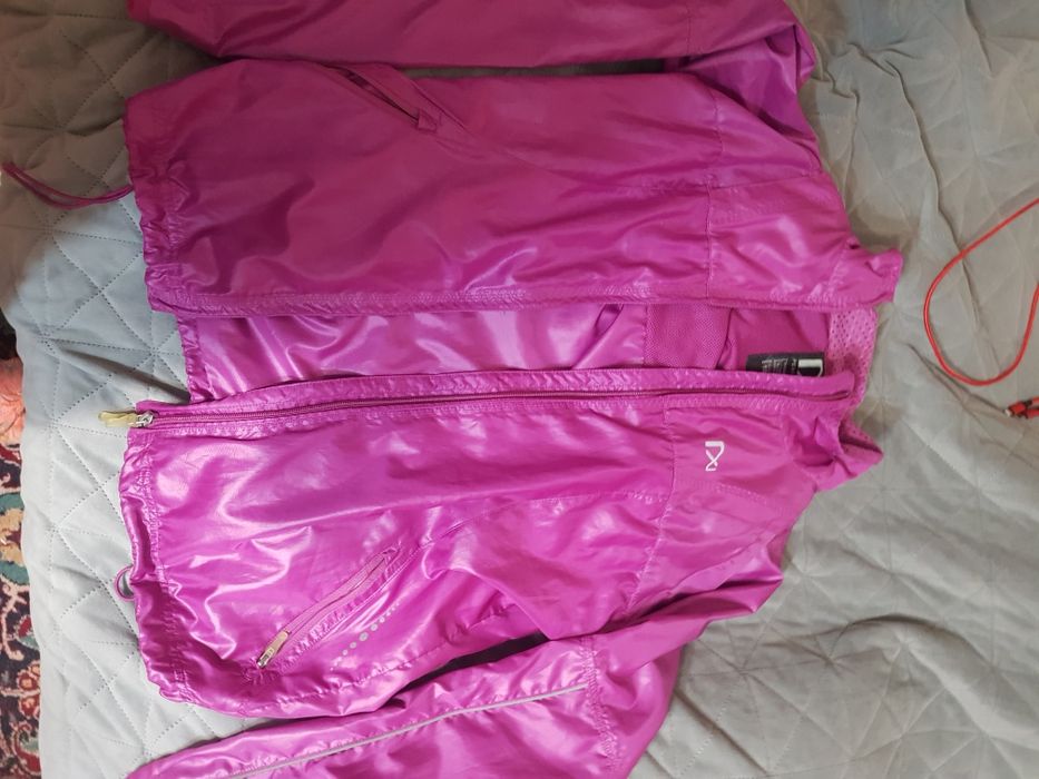 Дъждобран  и якета за дъжд - 15 лв