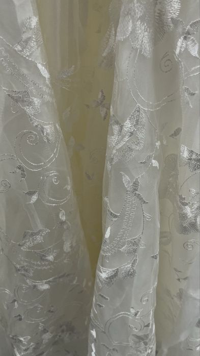 Продам пышное платье на девочку