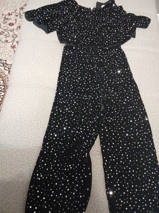 Продам вещи для девочки 8-12 лет