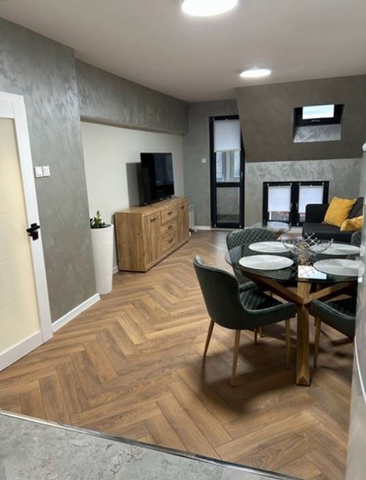 Дава се под наем Тристаен апартамент в София, Медицинска академия - 86 кв.м за 1046.01 € - Снимка #1