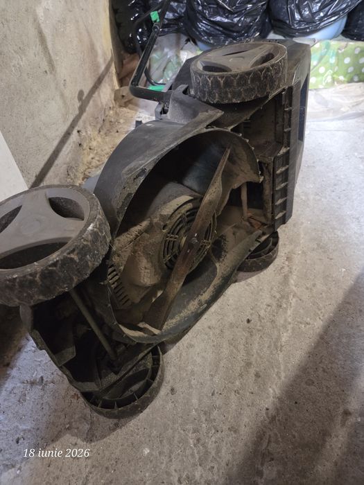Mașină de tuns gazon iarba electrica, la jumătate de pret