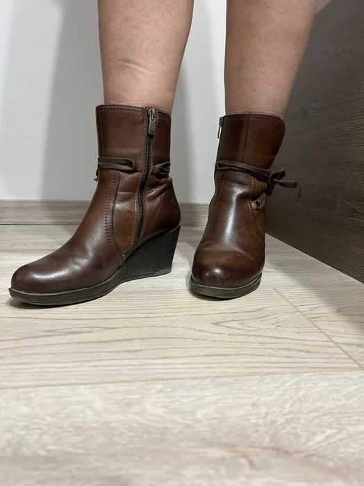 Дамски боти от естествена кожа