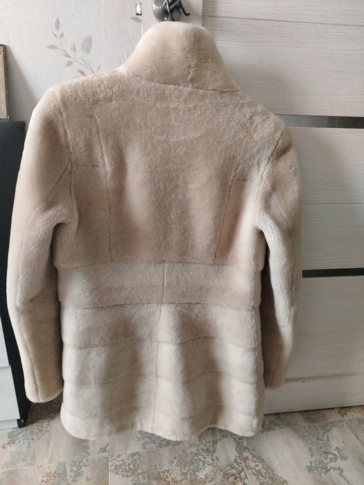 Продам шубу из мутона