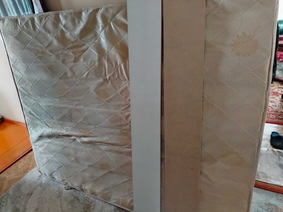 Кровать двухспальная