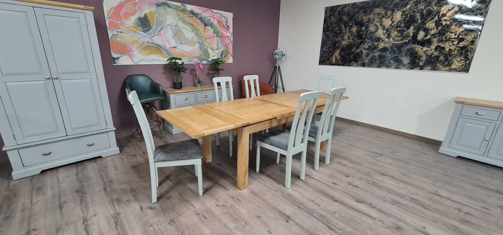 ПРОМОЦИЯ! Нова дървена разтегателна трапезна маса от дъб с шест стола