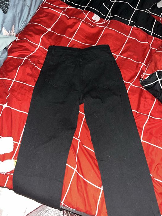 Продам джинсы новые