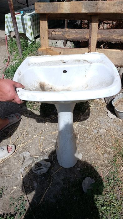 Продам раковину размер 600 на 450