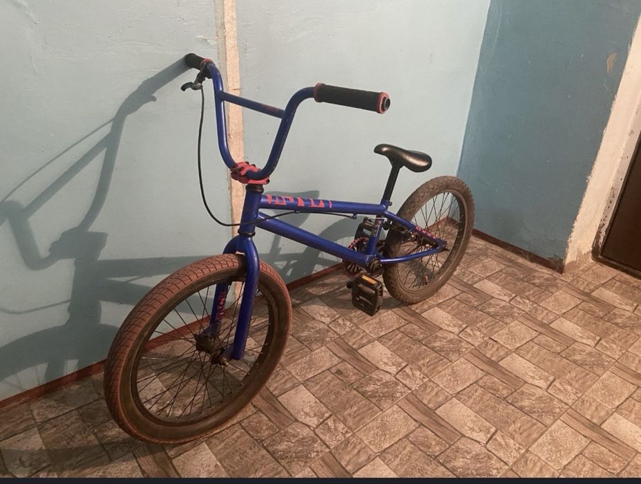 Продам велик bmx б/у