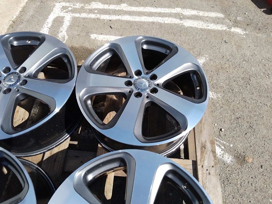 19 цола 5 х 112 мм Мерцедес Е / Ге Ел Це и други - 8 инча / ЕТ 38