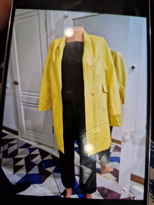 Продам одежды не носили